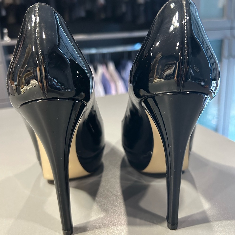 D&g heels size 6 worn twice 4.5in heel - Picture 2 of 5